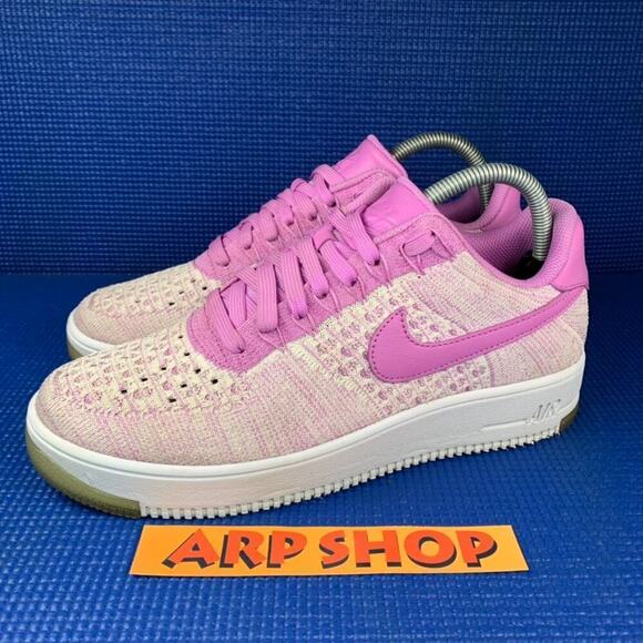 🔴 NIKE AIR FORCE 1 FLYKNIT LOW Women`s Size 9.5 Fuchsia Glow Shoes 820256-500 - Picture 1 of 8